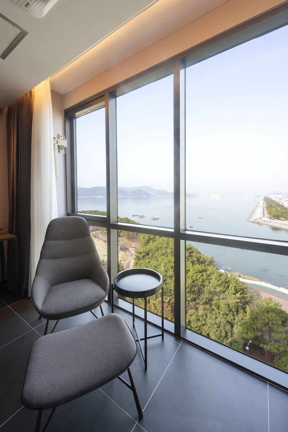 Brown-Dot Hotel Shinho Busan Exterior foto