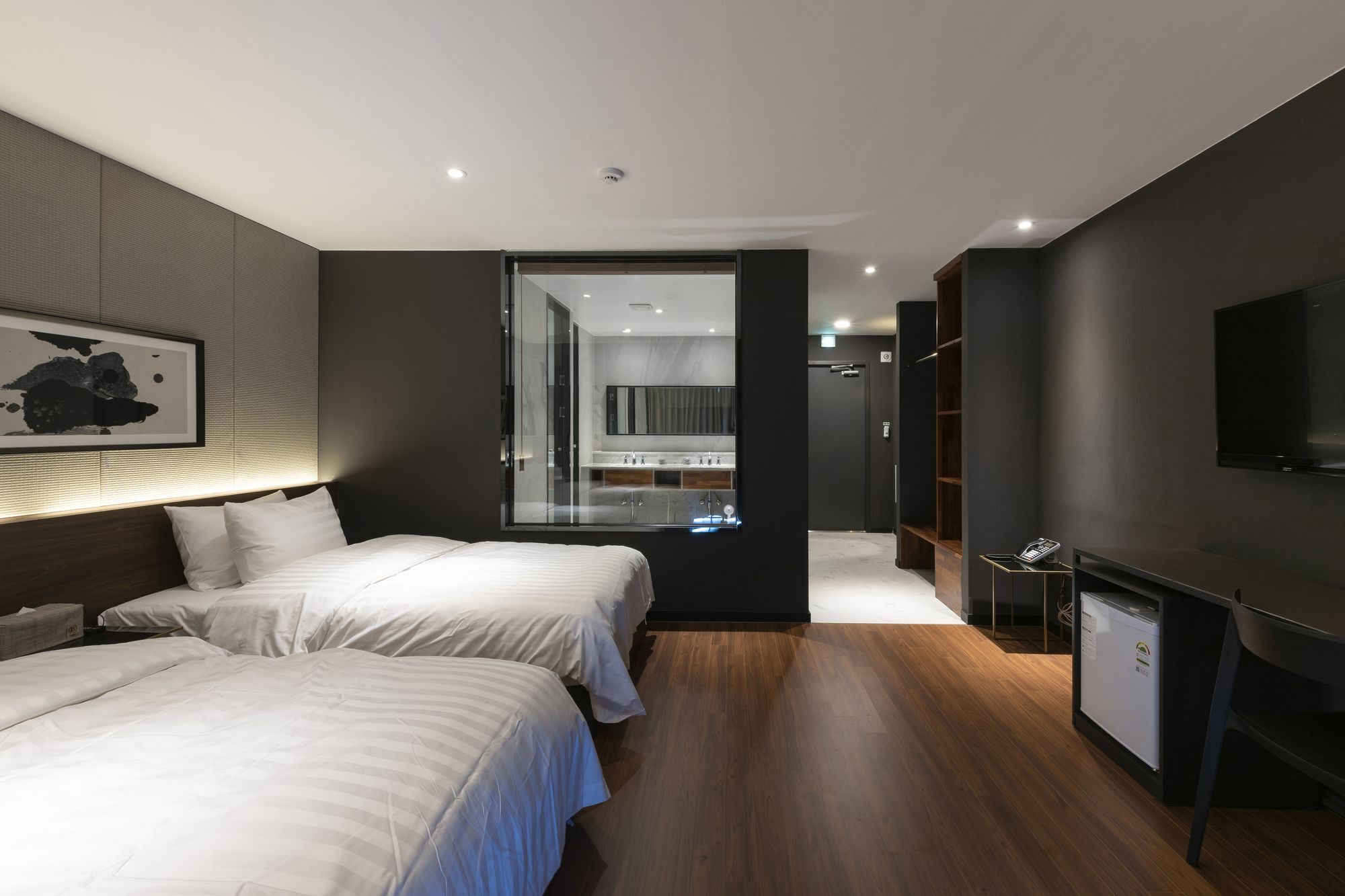 Brown-Dot Hotel Shinho Busan Exterior foto