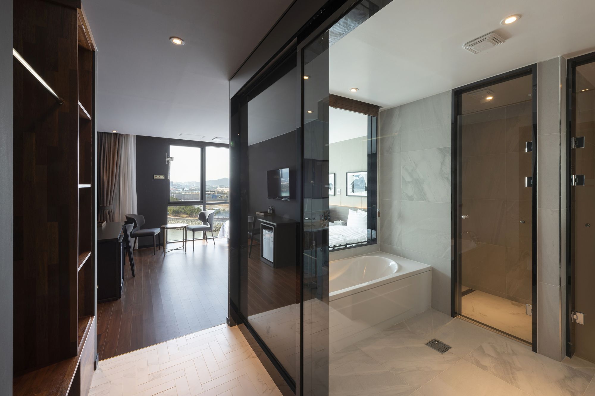 Brown-Dot Hotel Shinho Busan Exterior foto